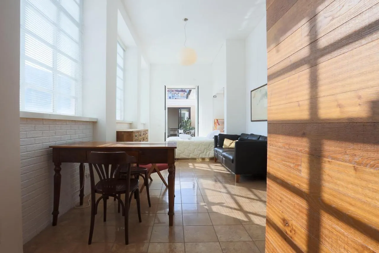 Apartment Ponti Rossi Sunny Apartament Naples
